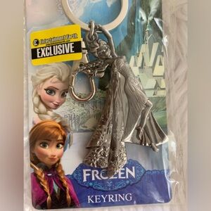 DISNEY FROZEN ELSA 4 1/2” pewter keychain NIB NWT